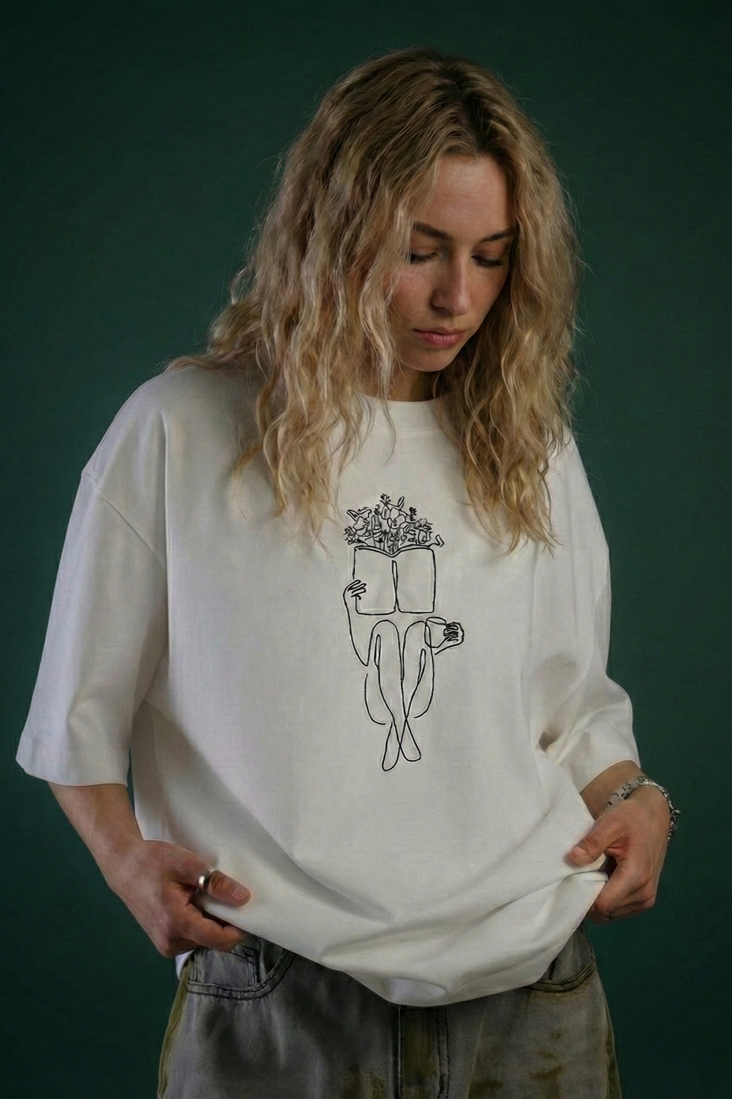 GROWING THOUGHT Embroidered T-shirt